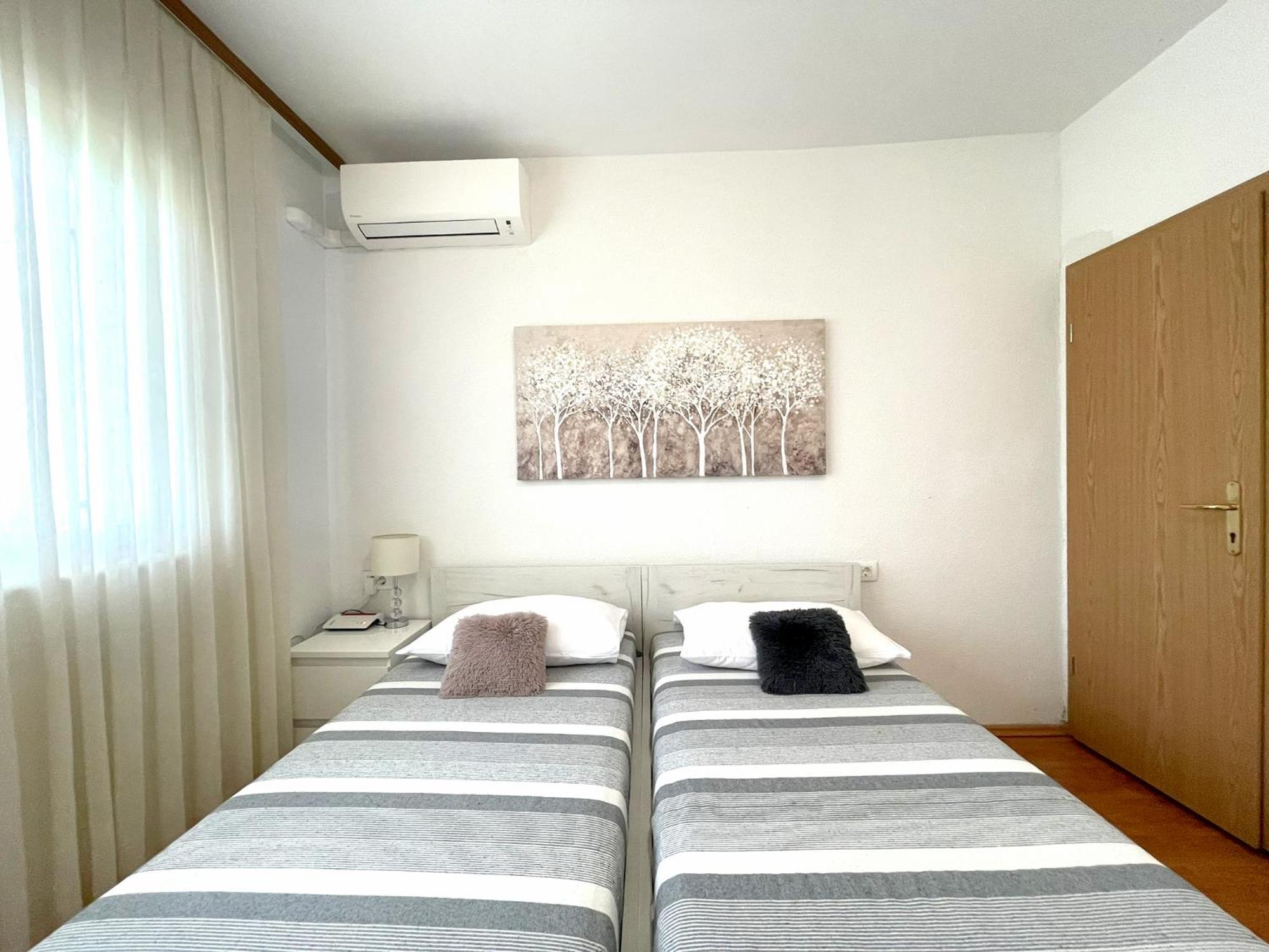 Roma Trogir Apartment ภายนอก รูปภาพ