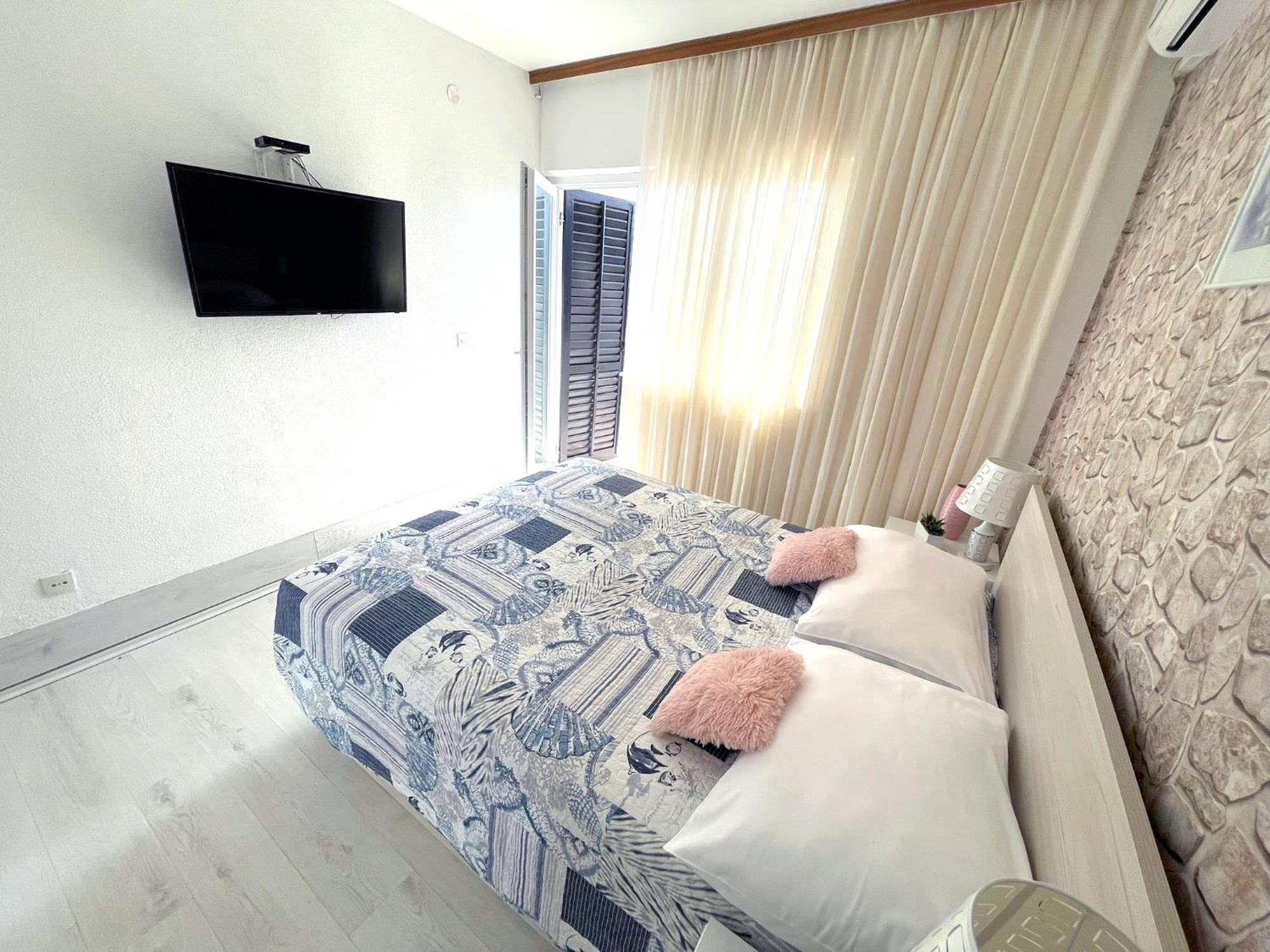 Roma Trogir Apartment ภายนอก รูปภาพ