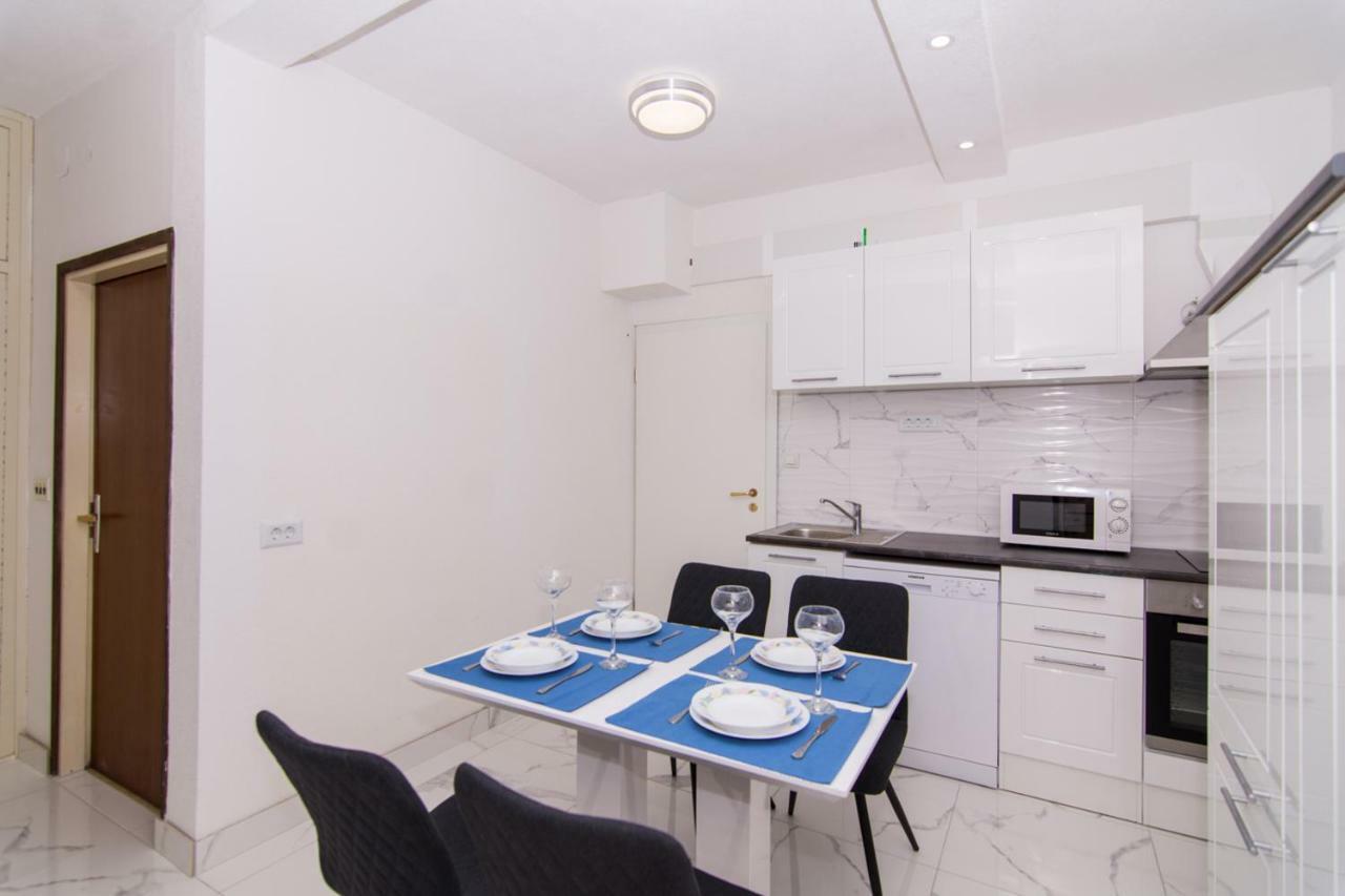 Roma Trogir Apartment ภายนอก รูปภาพ