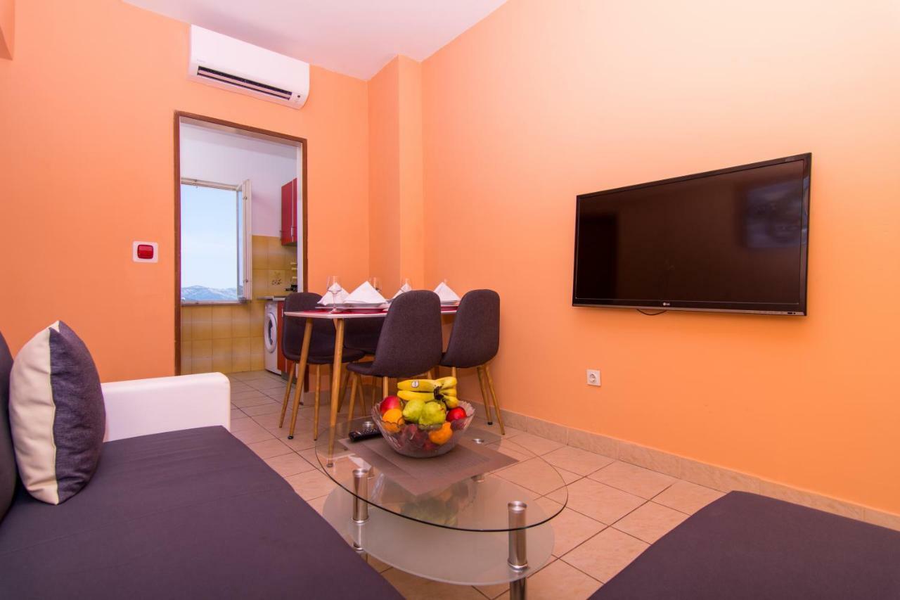 Roma Trogir Apartment ภายนอก รูปภาพ