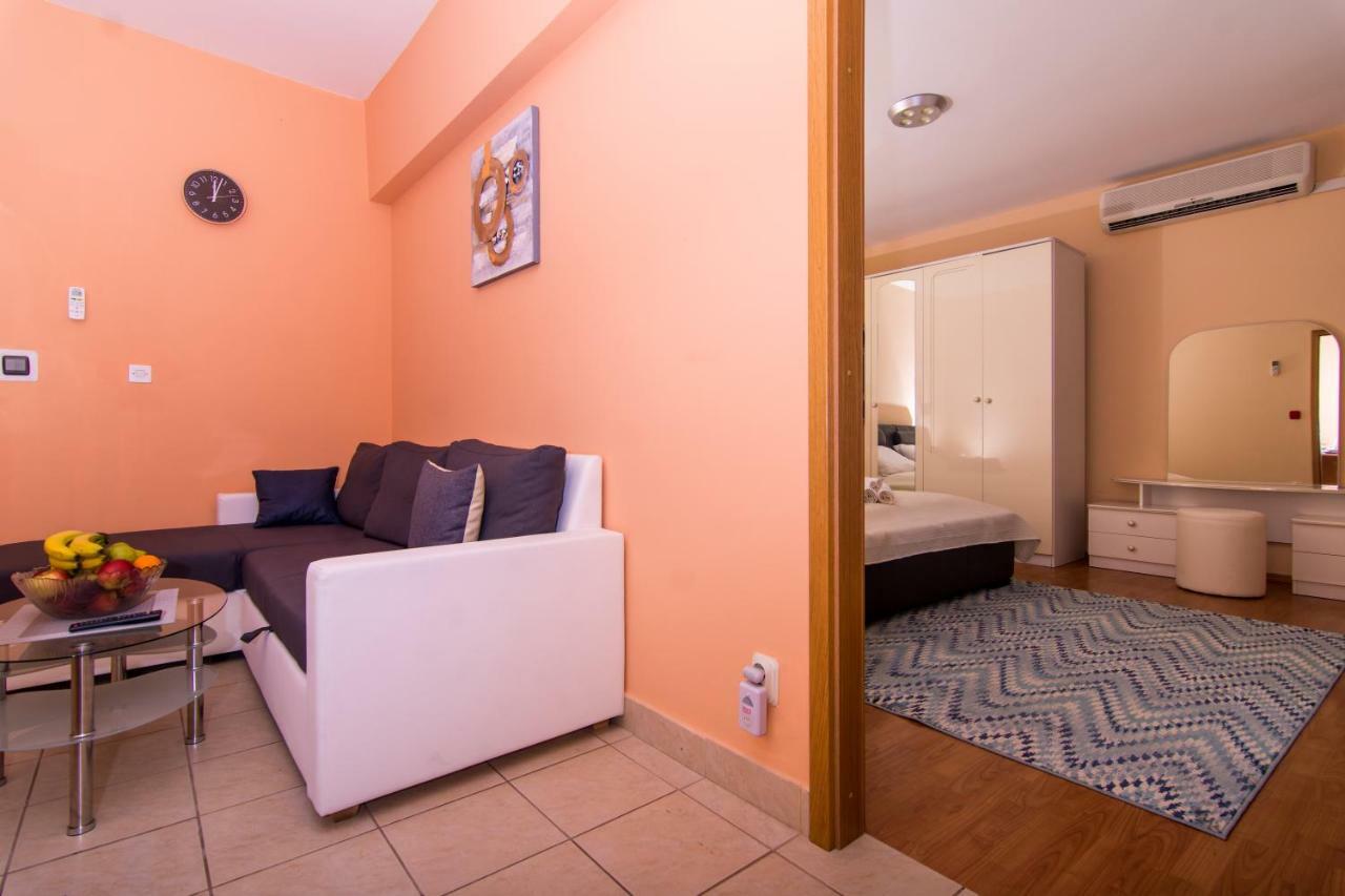 Roma Trogir Apartment ภายนอก รูปภาพ